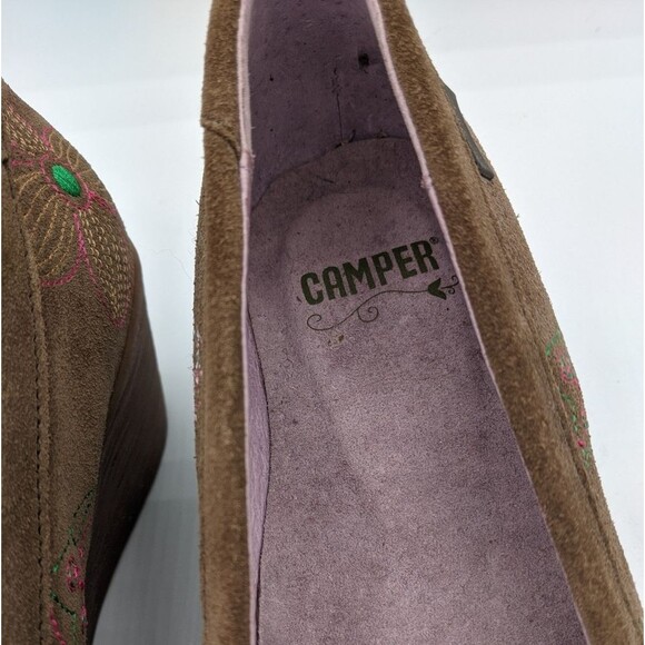 Camper "Twins" Brown Suede Embroidered Closed Toe Wedges - Picture 12 of 13